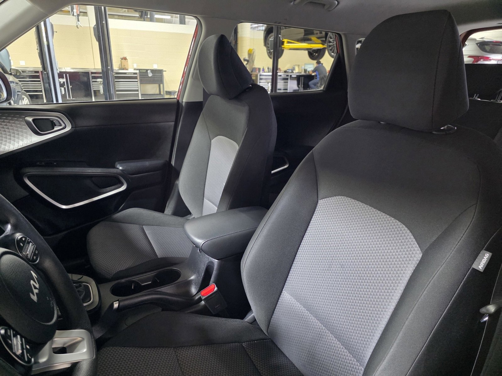 Used 2023 Kia Soul LX w/ Option Group 015 image 22