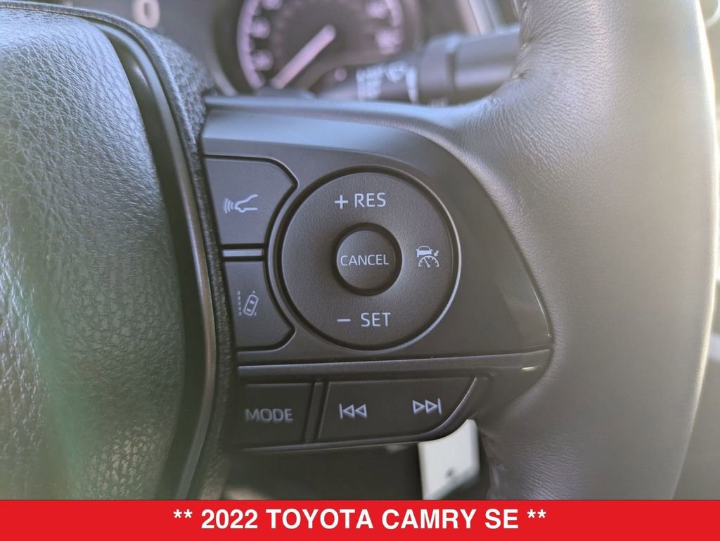 Used 2022 Toyota Camry SE image 20