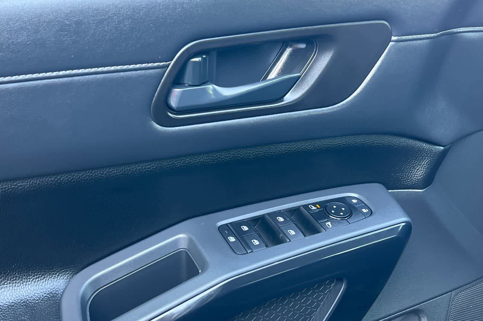 New 2026 Nissan Pathfinder SV FWD image 13