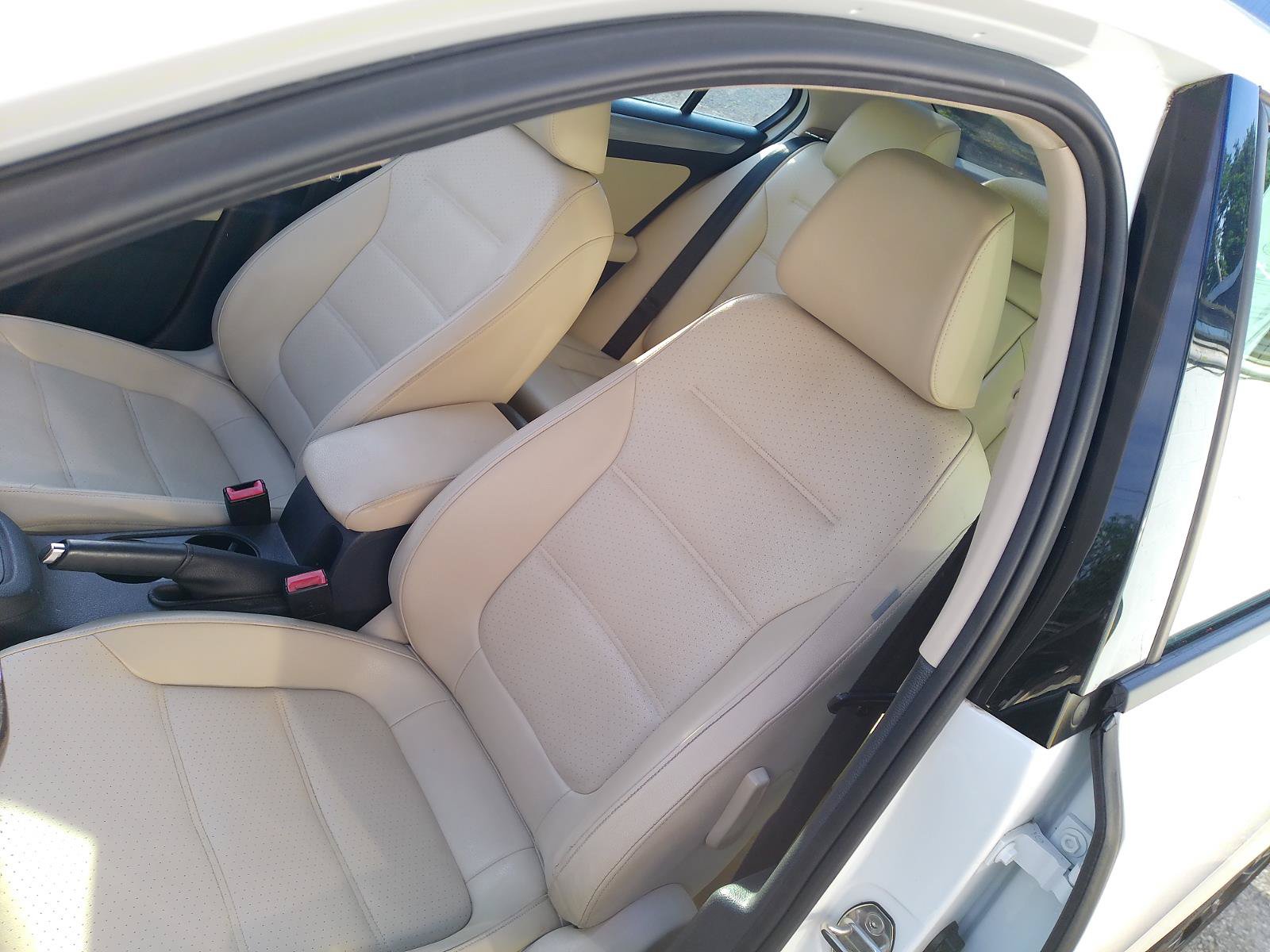Used 2015 Volkswagen Jetta SE FWD image 5