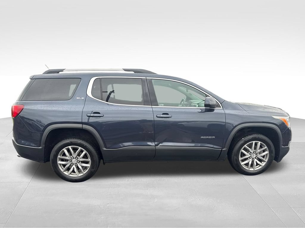 Used 2018 GMC Acadia SLE FWD image 2
