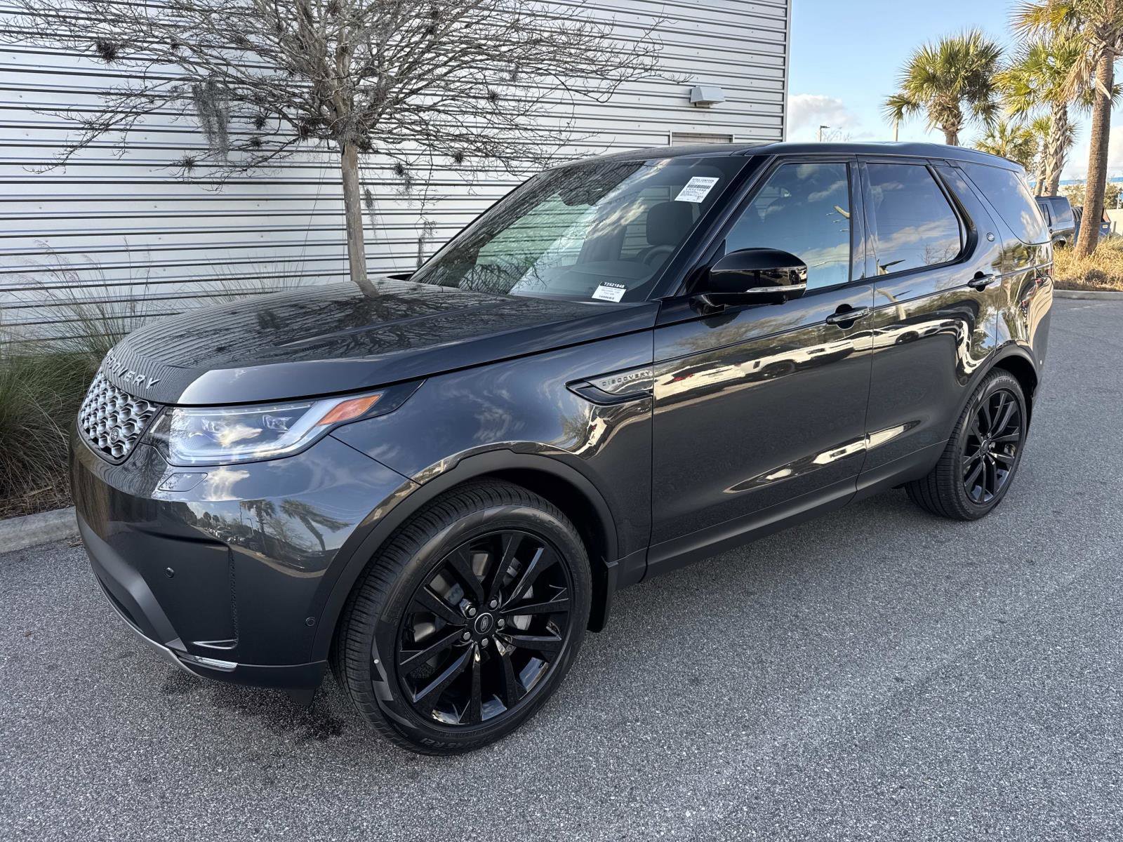 New 2026 Land Rover Discovery S AWD/4WD image 1