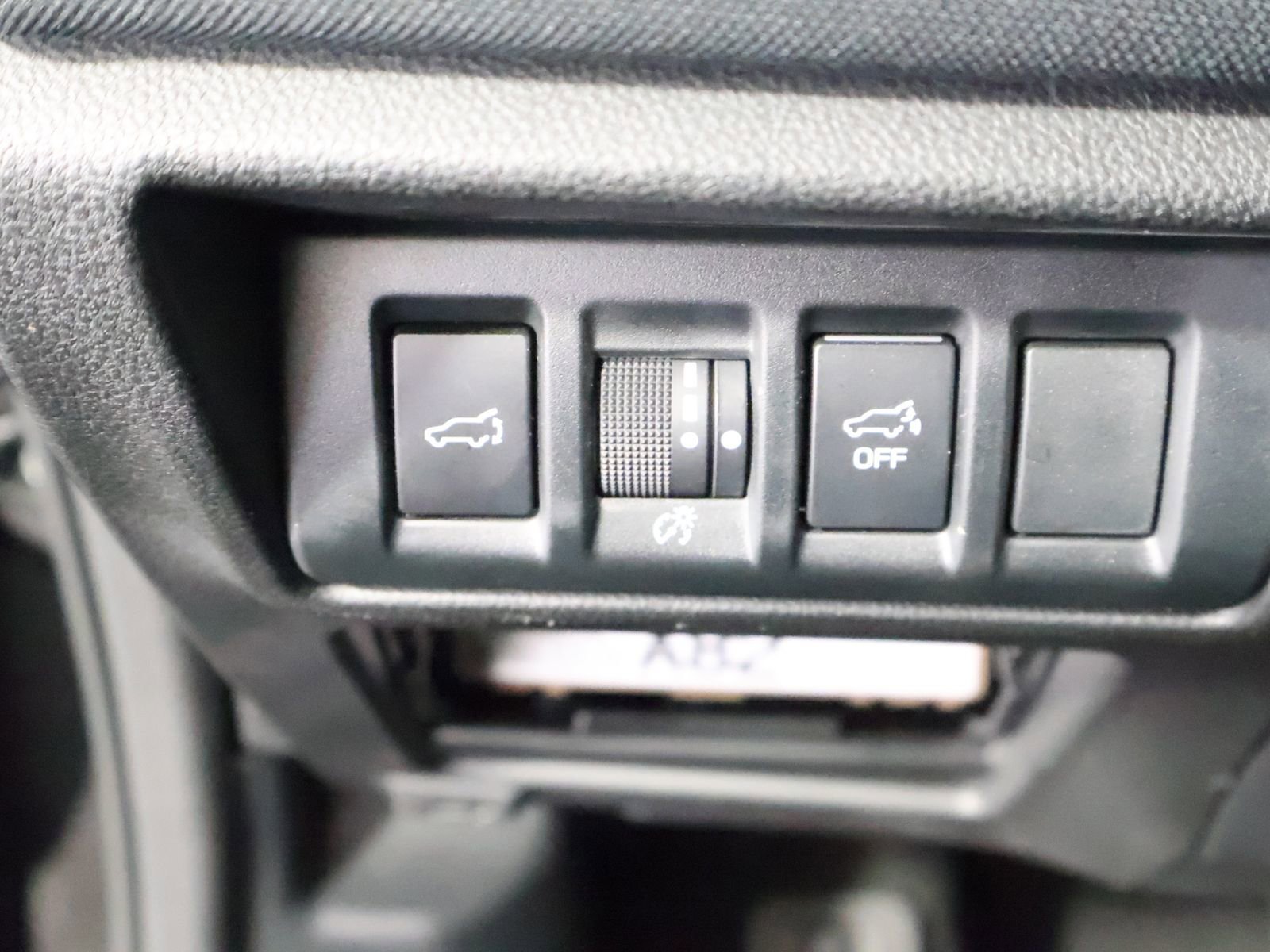 Used 2023 Subaru Outback Premium AWD/4WD image 35