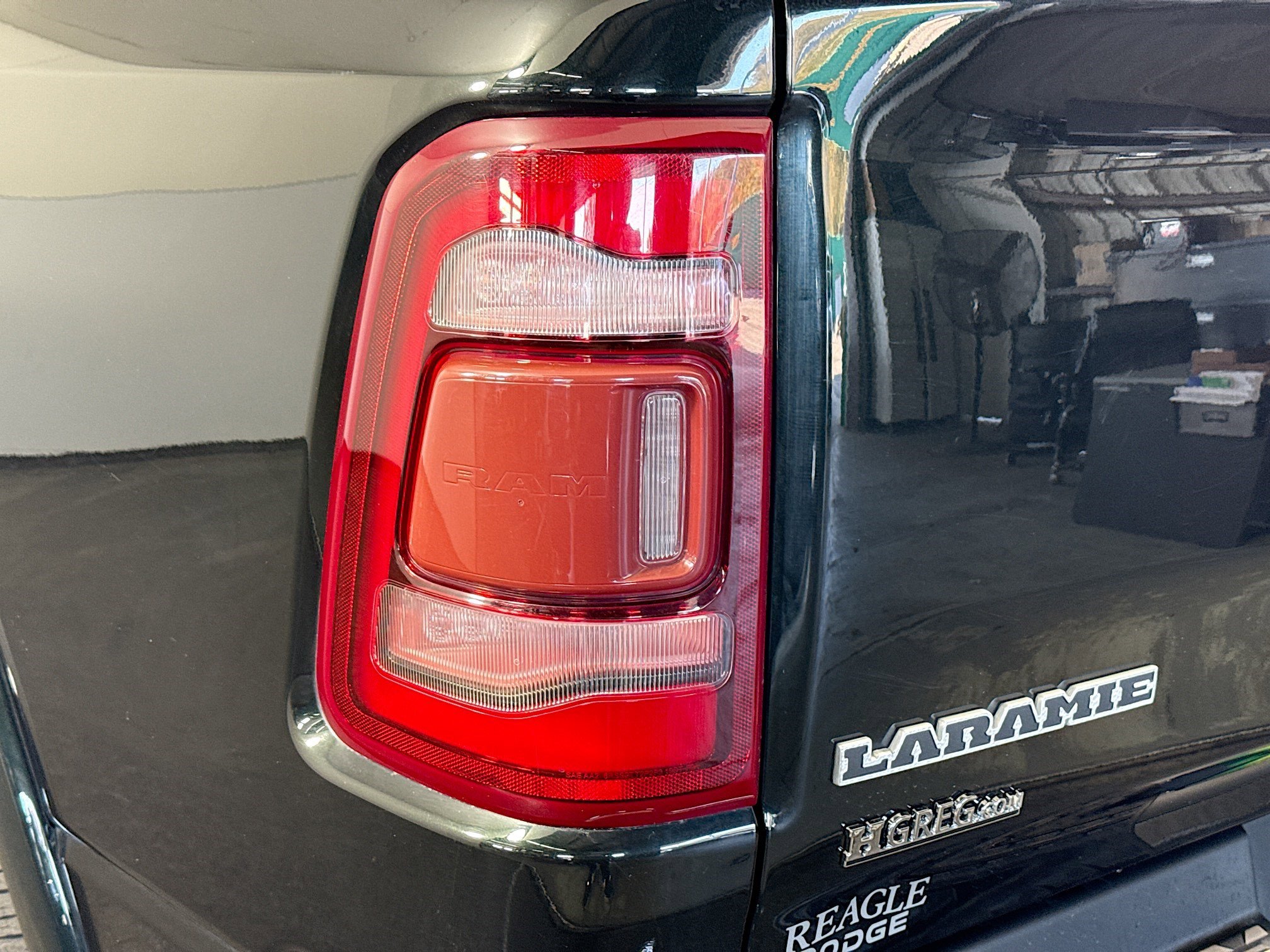 Used 2019 RAM 1500 Laramie image 36