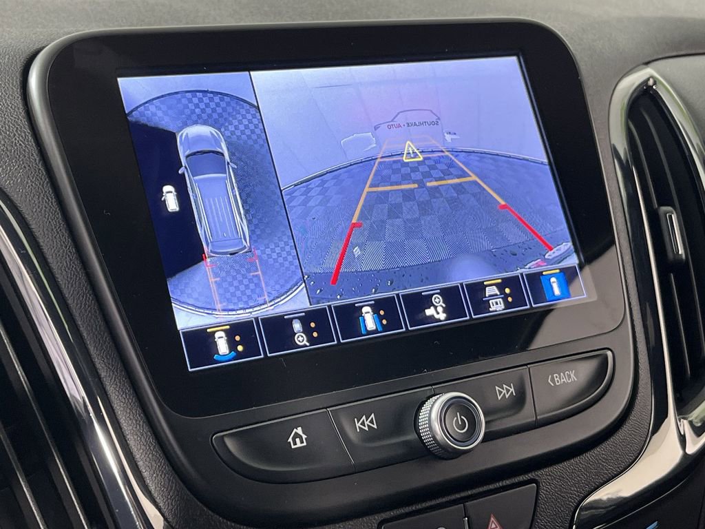 Used 2024 Chevrolet Equinox RS FWD image 17