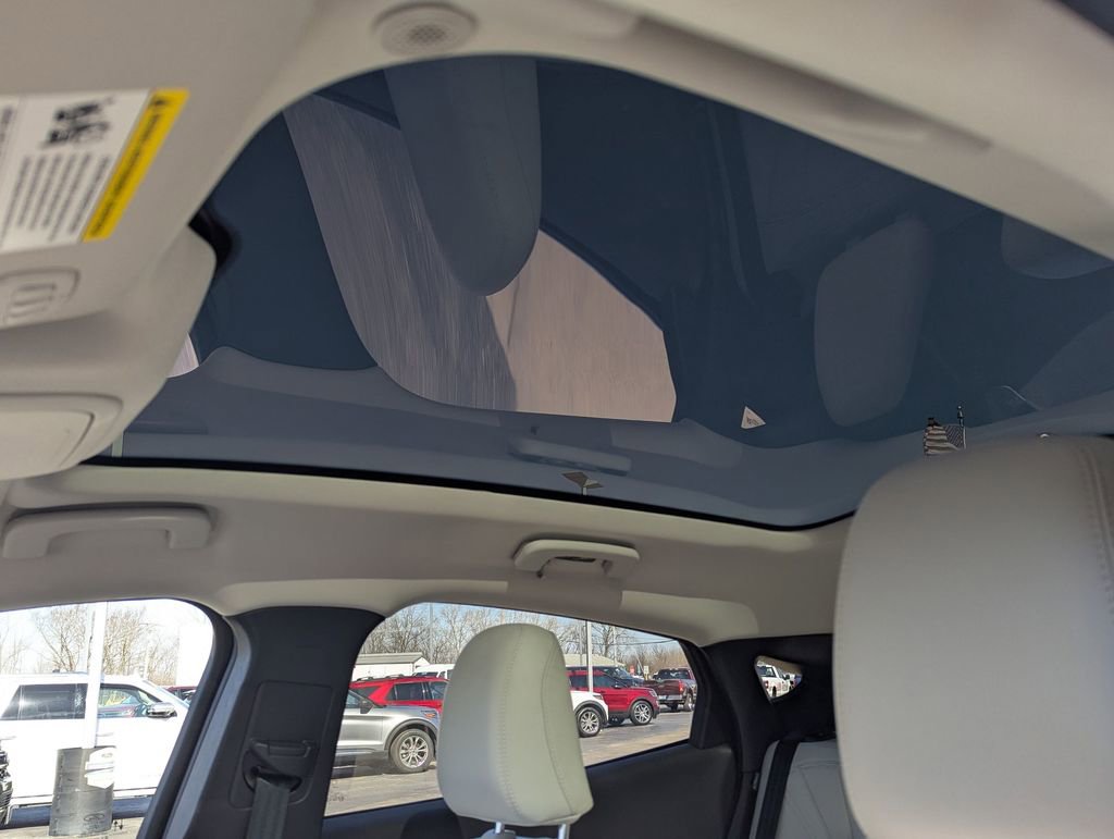 Used 2025 Ford Mustang Mach-E Premium image 23