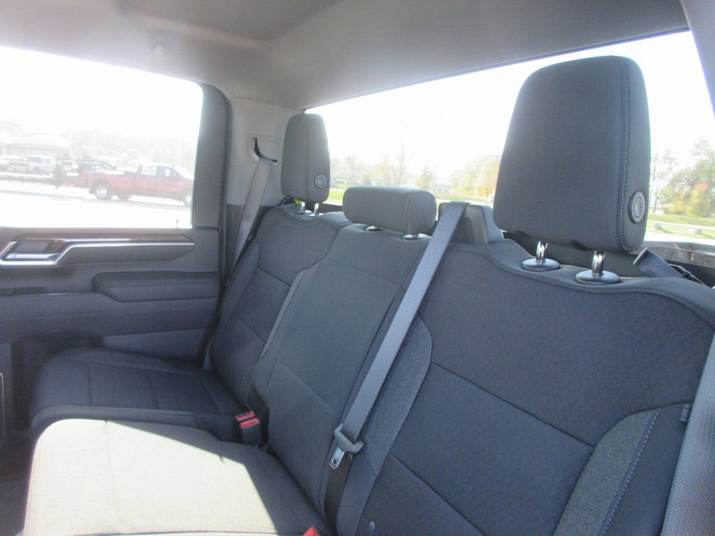 New 2026 GMC Sierra 3500 SLE w/ SLE Value Package image 14