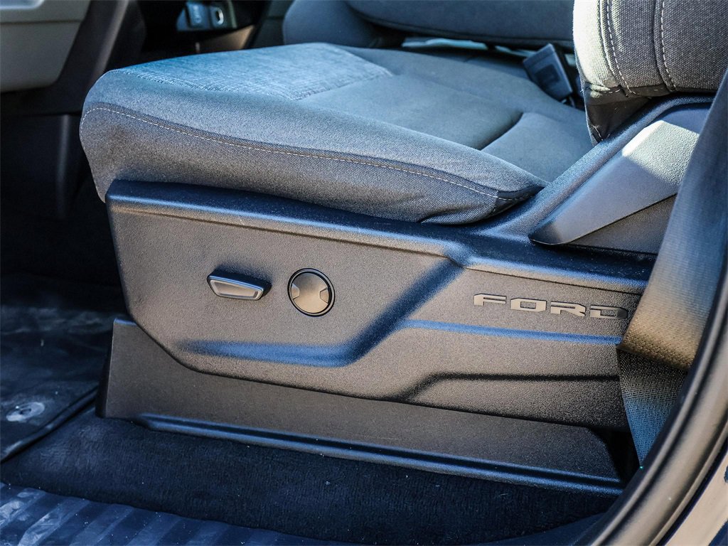 Used 2023 Ford F350 XLT image 28