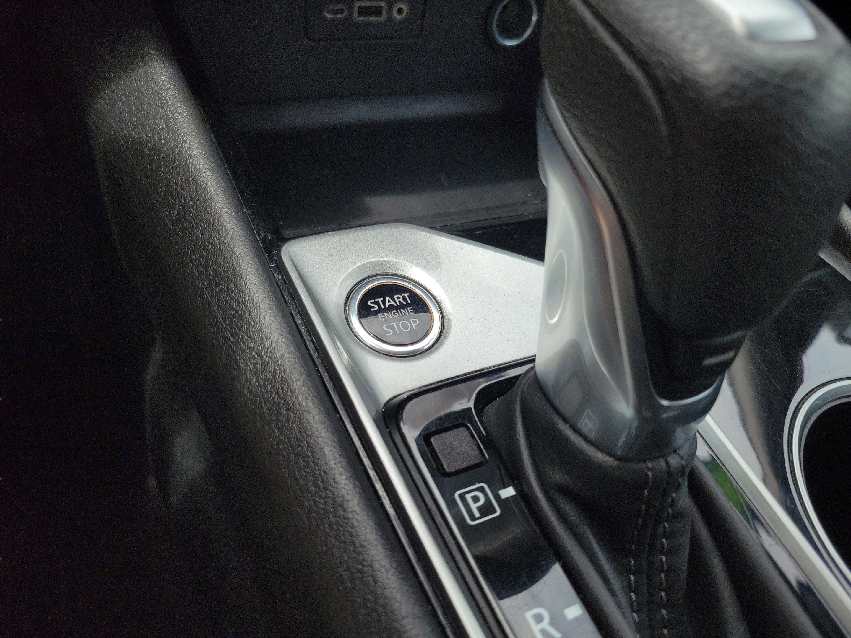 Used 2024 Nissan Altima 2.5 SV FWD image 29