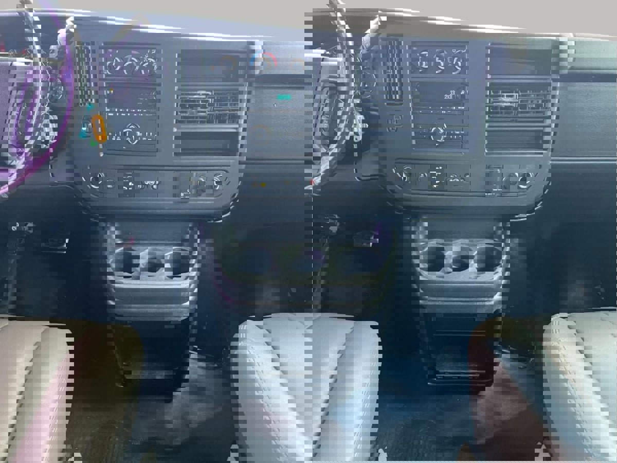 Used 2020 Chevrolet Express 3500 LS image 25