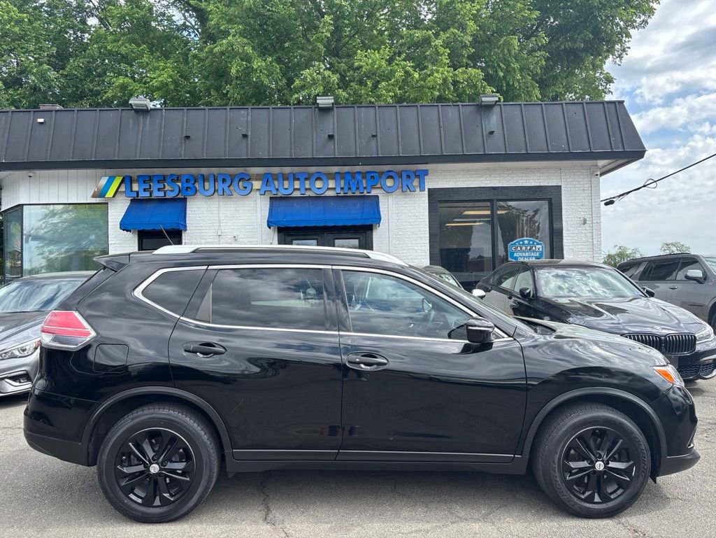 Used 2015 Nissan Rogue SV AWD/4WD image 3