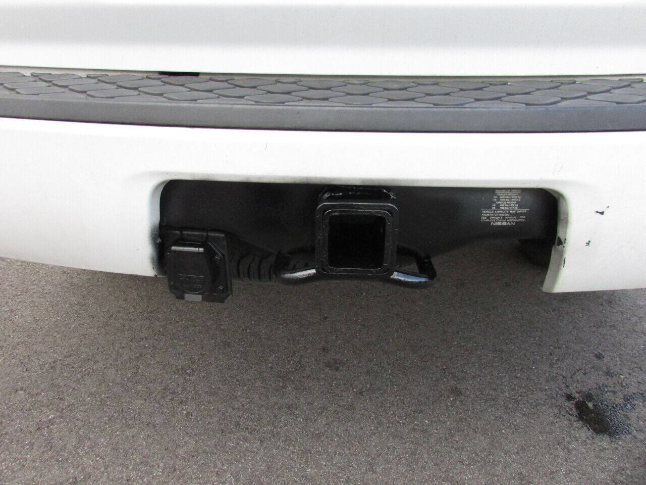 Used 2010 Nissan Pathfinder LE image 36