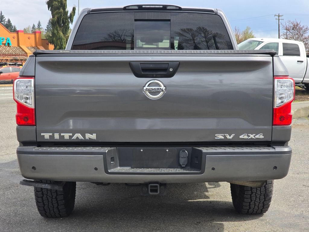 Used 2021 Nissan Titan SV w/ SV Convenience Package image 7