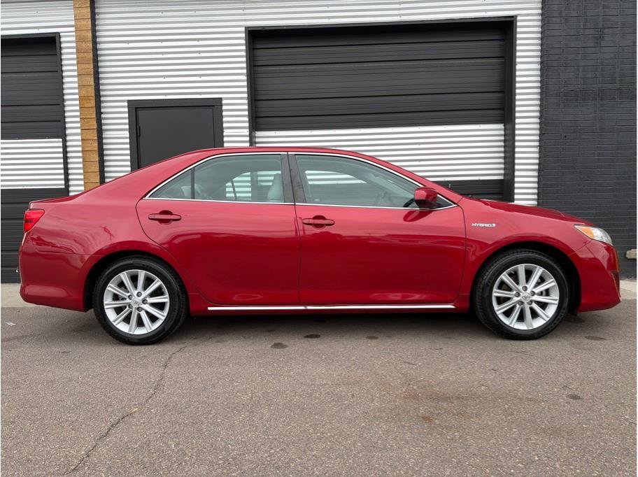 Used 2012 Toyota Camry XLE w/ Leather Pkg FWD image 10