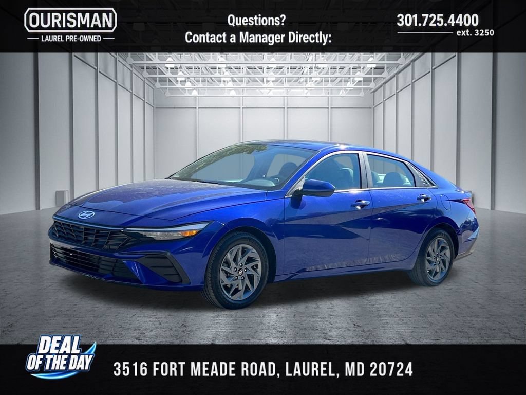 Used 2024 Hyundai Elantra SEL FWD image 2