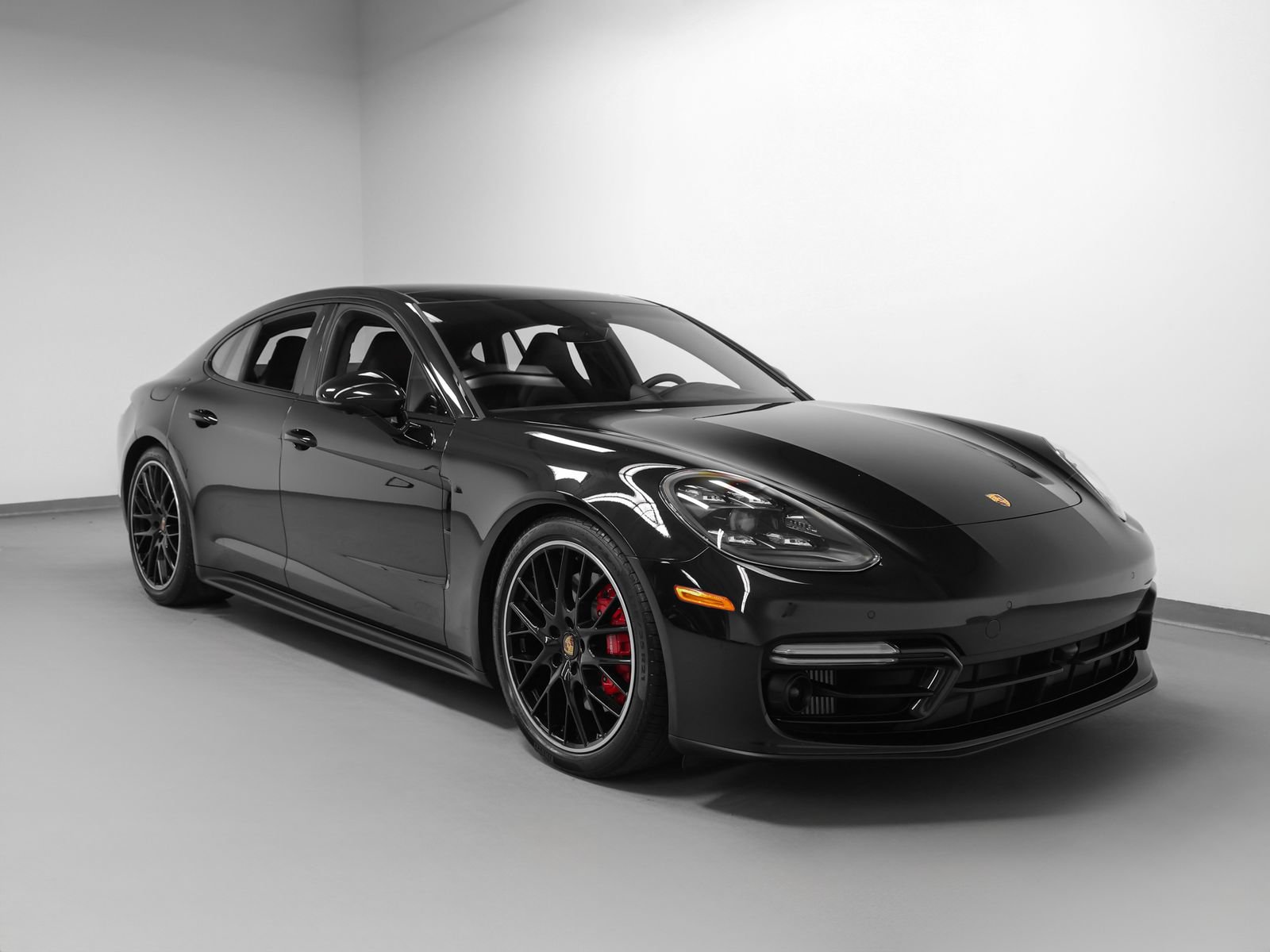 Certified 2023 Porsche Panamera GTS AWD/4WD image 10
