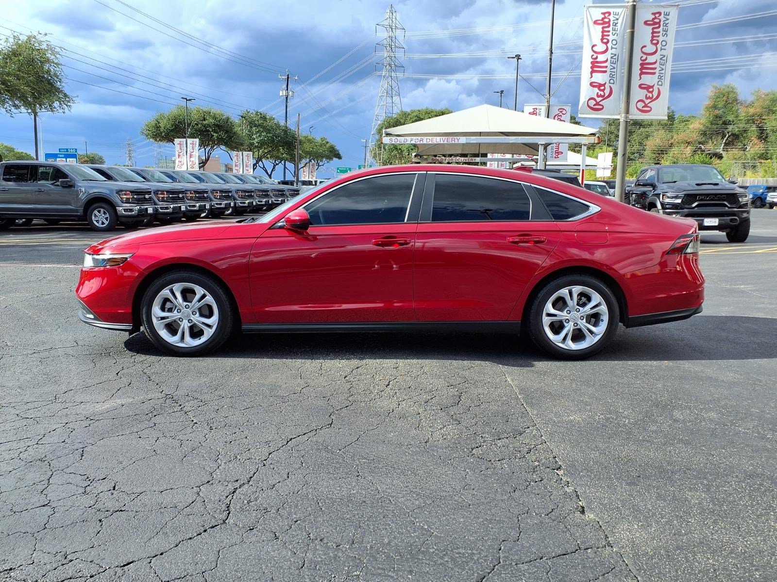 Used 2025 Honda Accord LX image 9