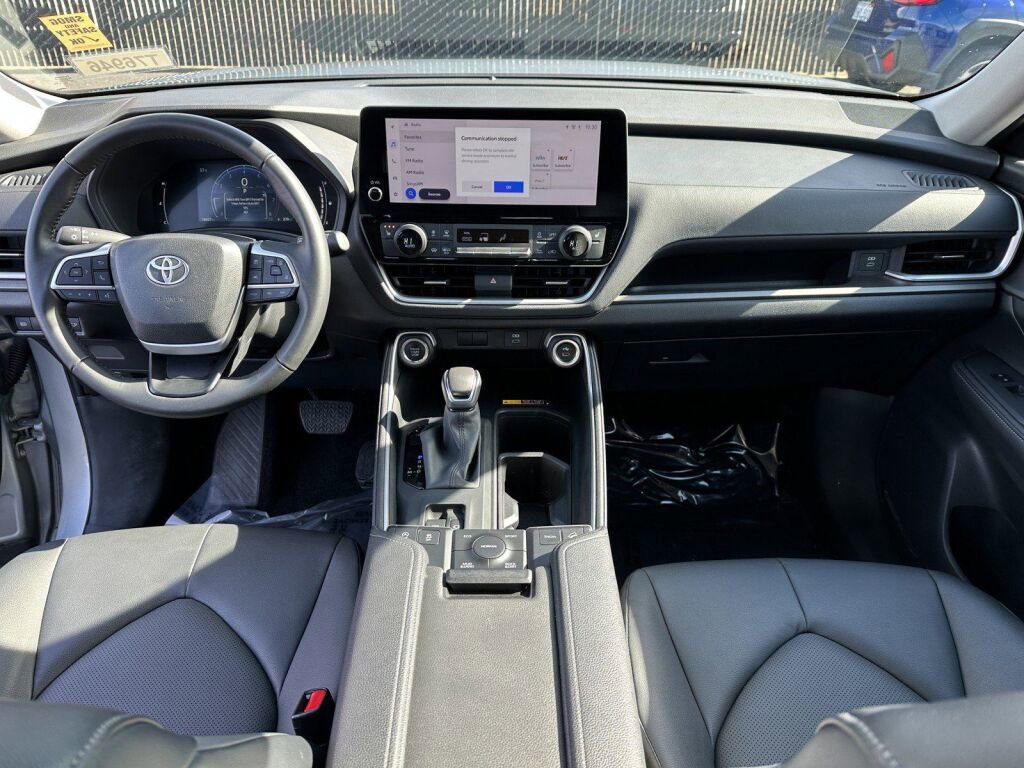 Certified 2025 Toyota Grand Highlander AWD image 14
