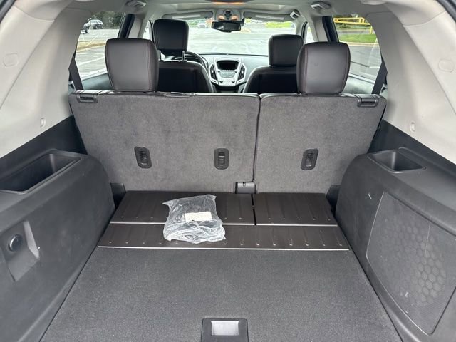 Used 2017 GMC Terrain SLT w/ Open Road Package AWD/4WD image 8