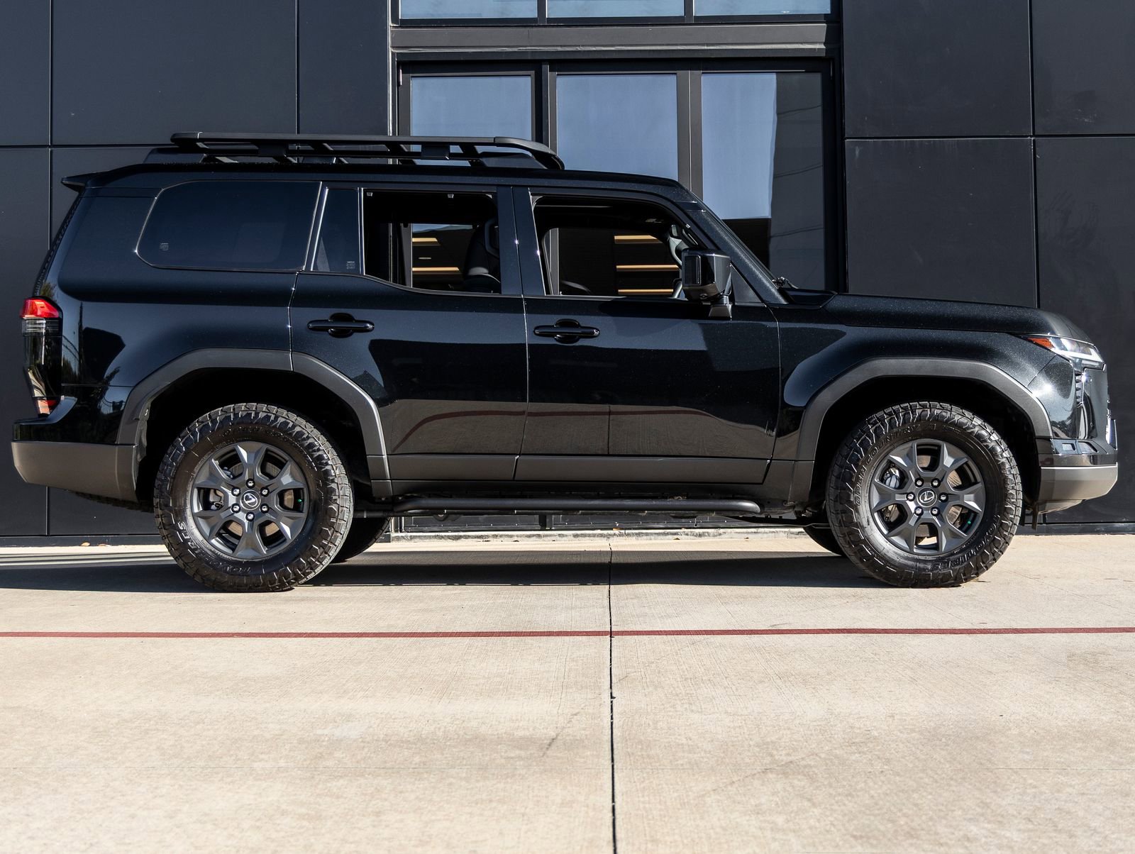 Used 2024 Lexus GX 550 550 Overtrail image 10