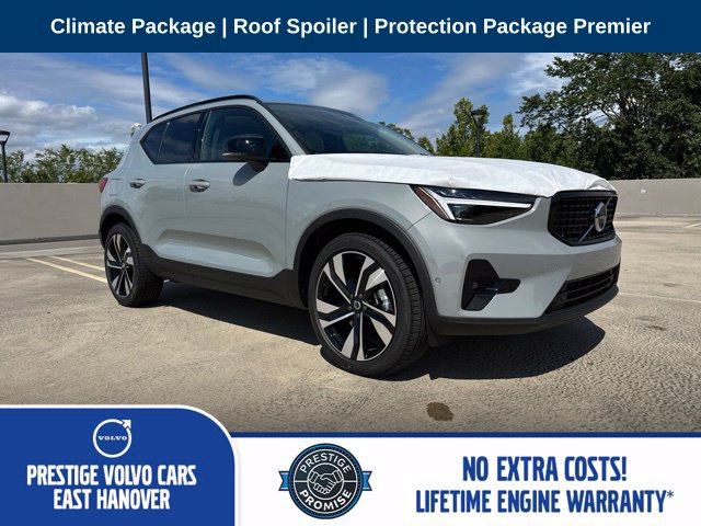 New 2026 Volvo XC40 B5 Ultra w/ Protection Package Premier