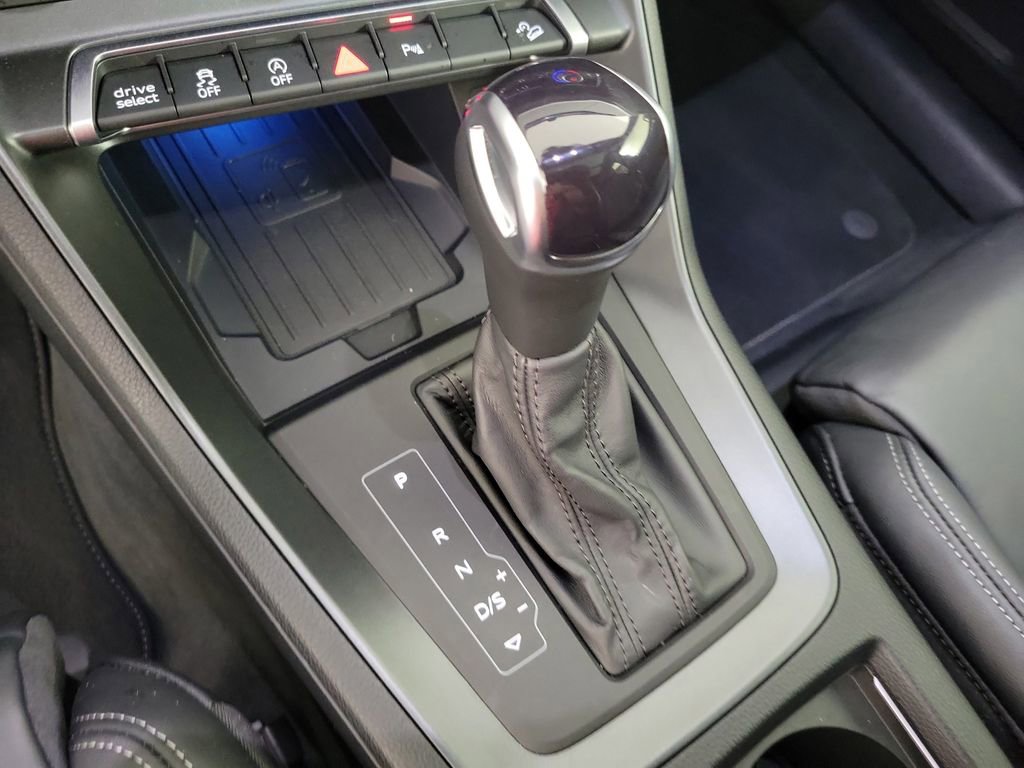 Used 2023 Audi Q3 2.0T Premium Plus AWD/4WD image 30