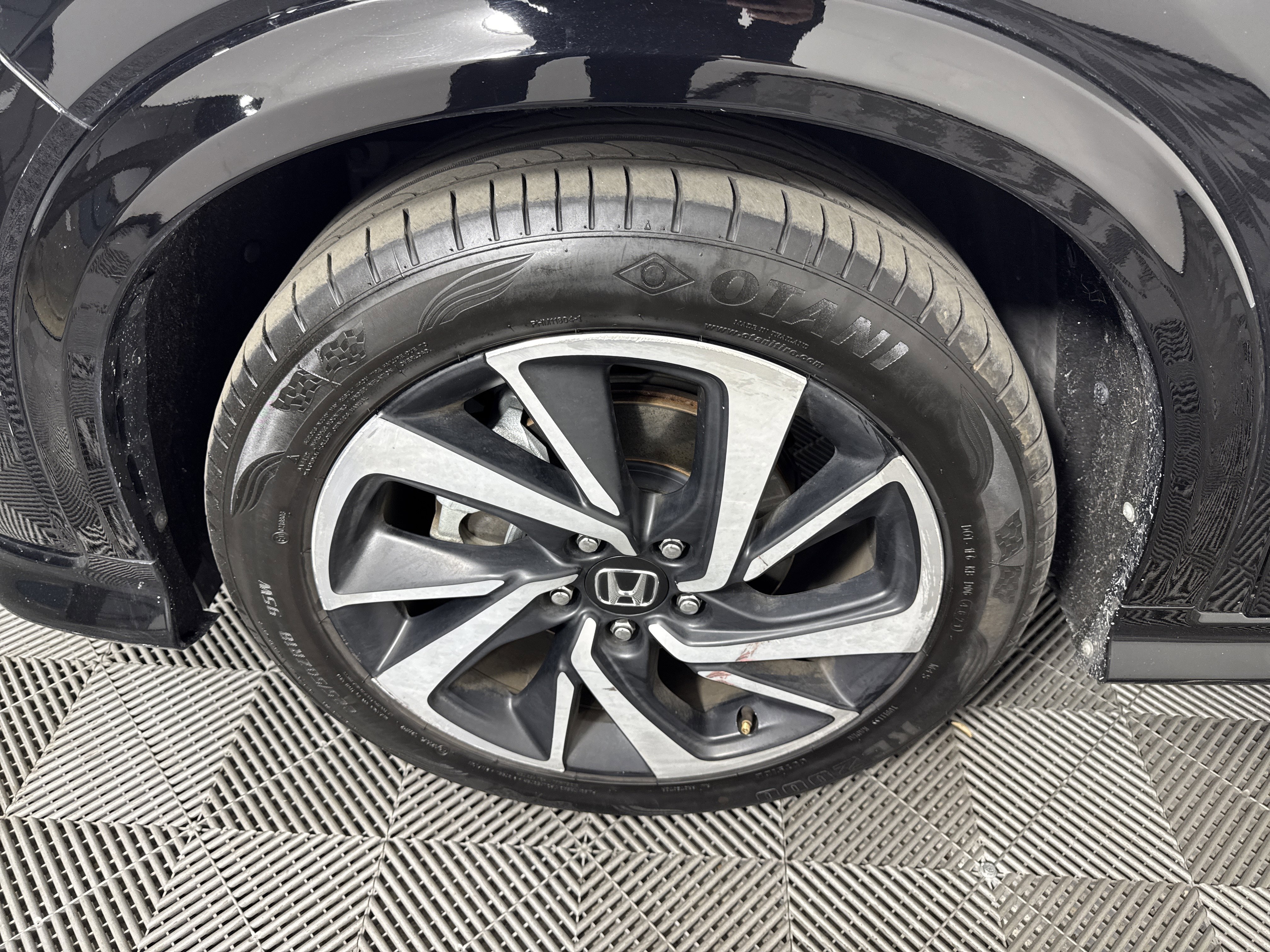 Used 2020 Honda HR-V Sport image 11