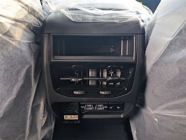 New 2025 Jeep Grand Cherokee Limited image 11