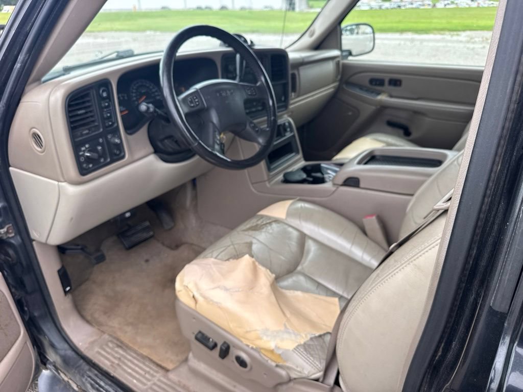 Used 2006 GMC Yukon SLT w/ SLT Preferred Equipment Group AWD/4WD image 13