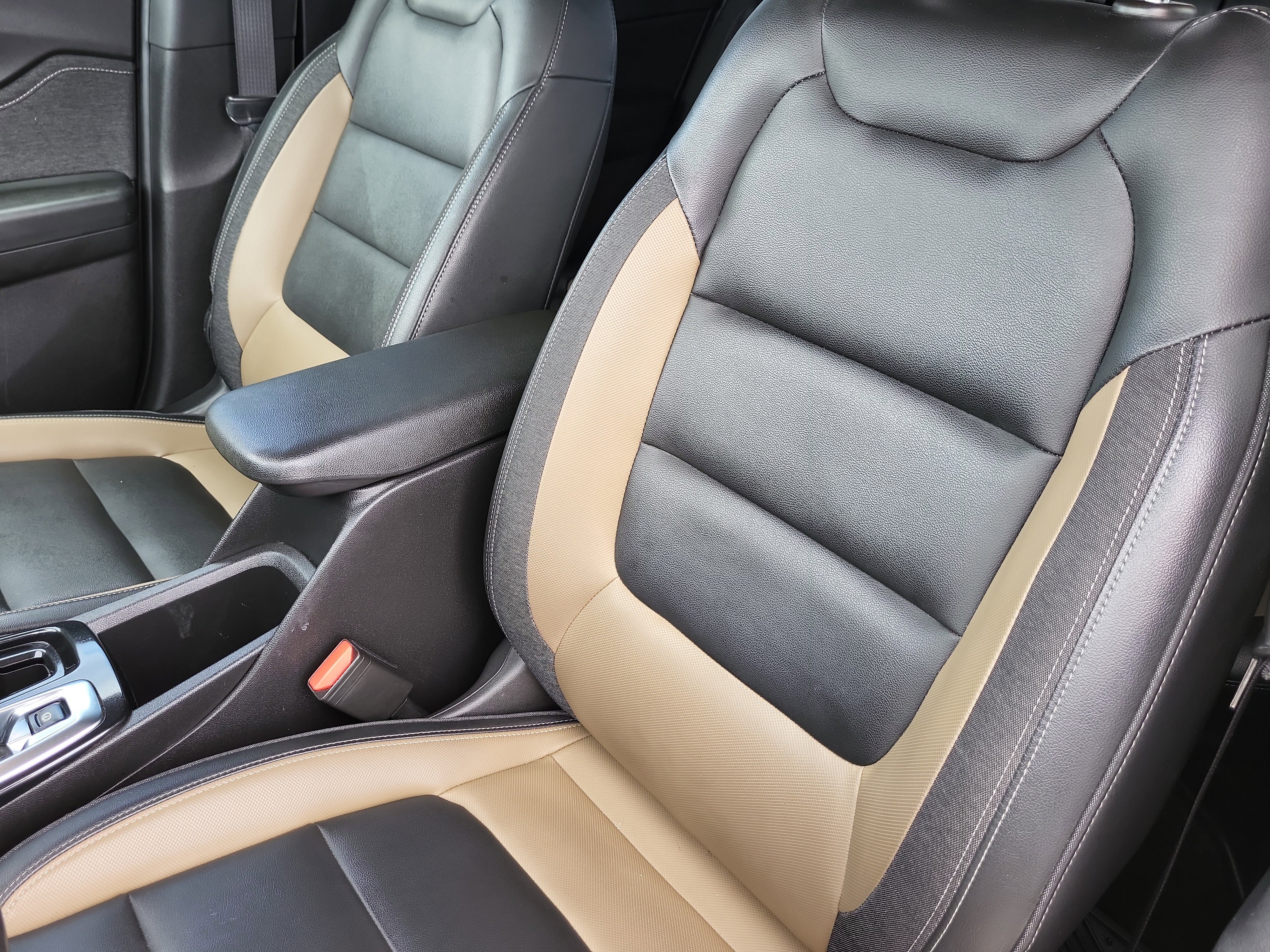 Used 2022 Chevrolet TrailBlazer ACTIV w/ Sun and Liftgate Package image 13