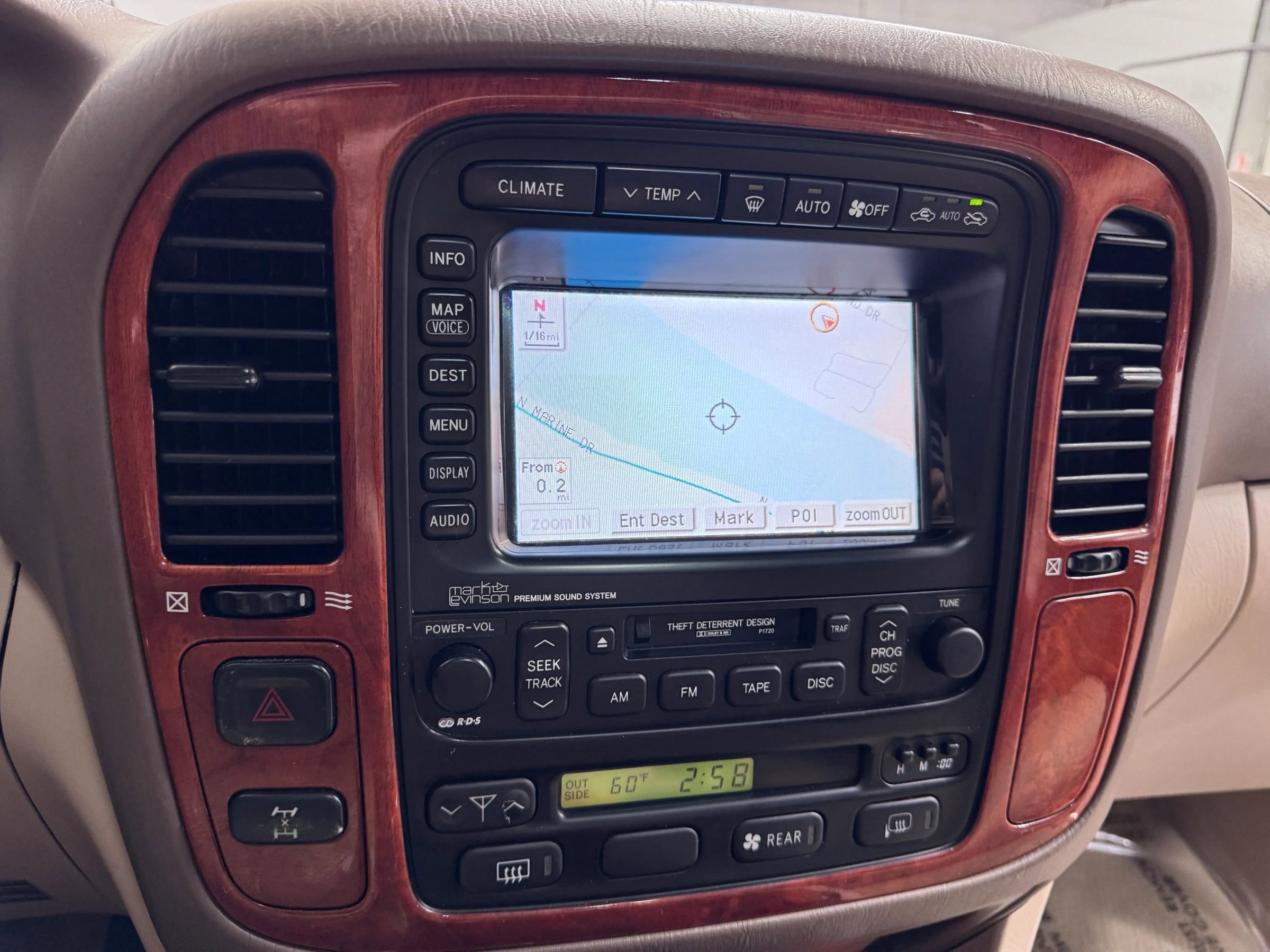 Used 2002 Lexus LX 470 LX 470 Sport Utility 4D image 11