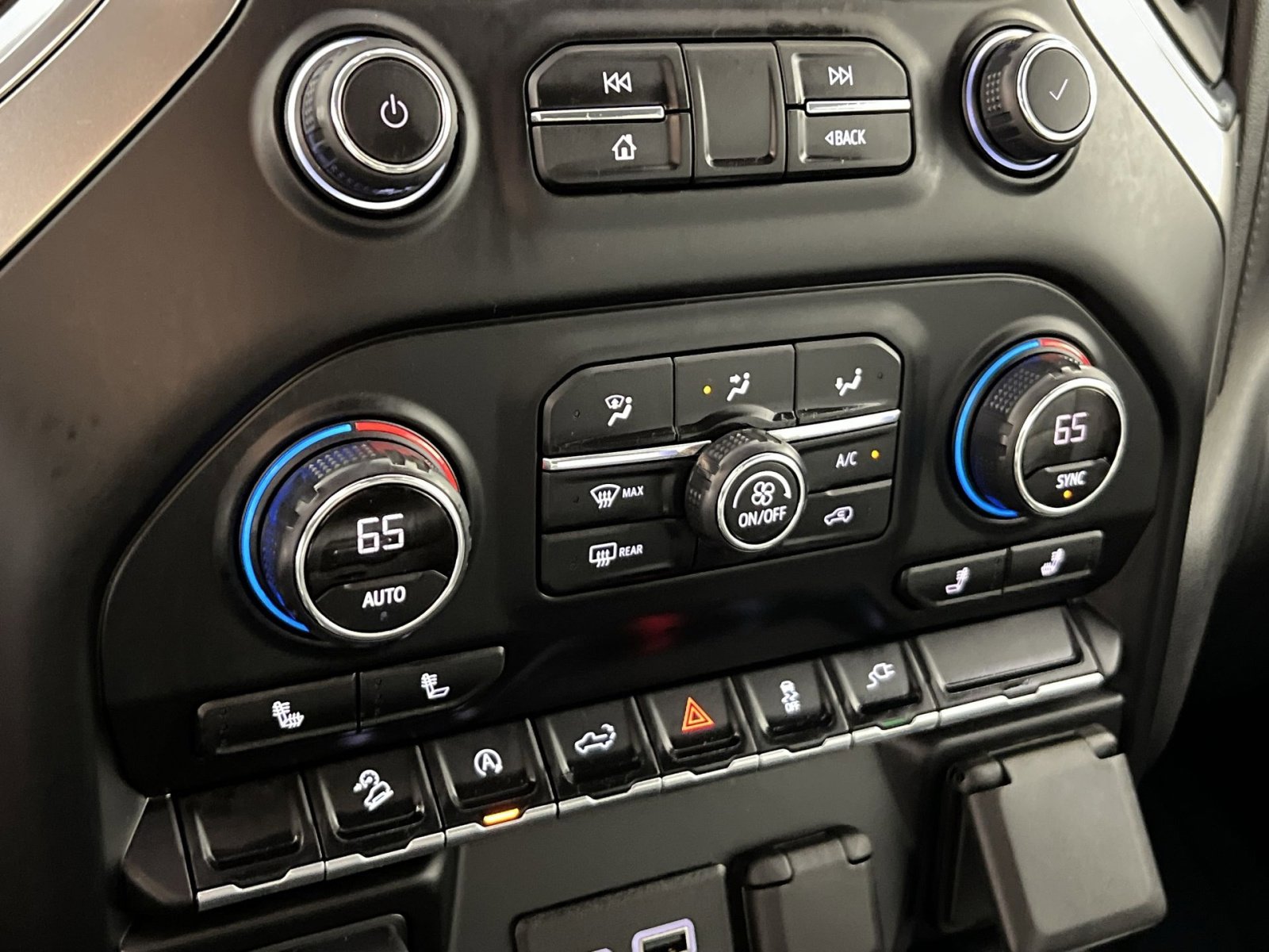 Used 2020 Chevrolet Silverado 1500 RST w/ All-Star Edition image 21