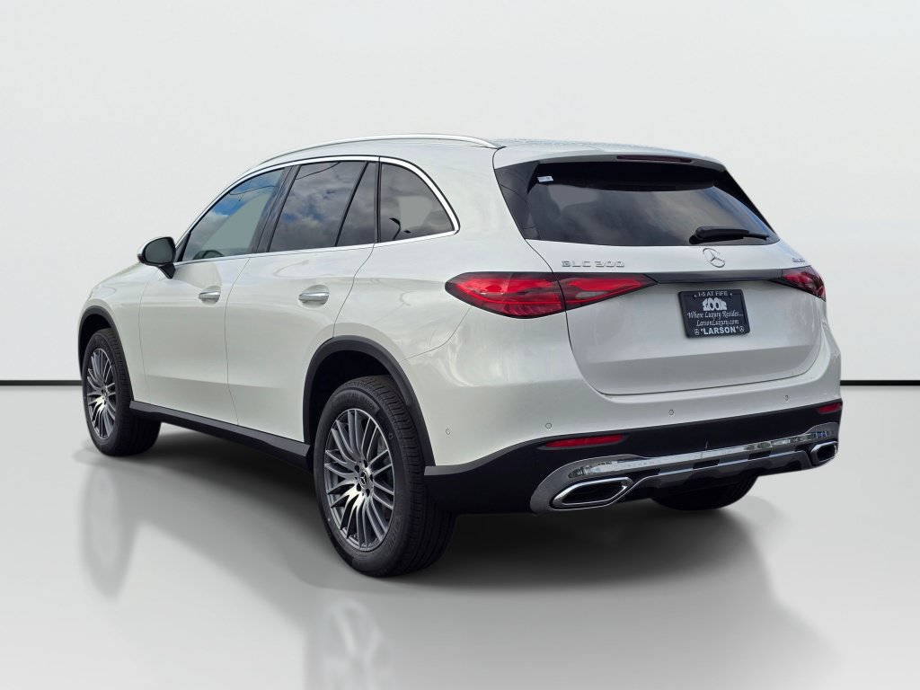New 2026 Mercedes-Benz GLC 300 4MATIC image 3
