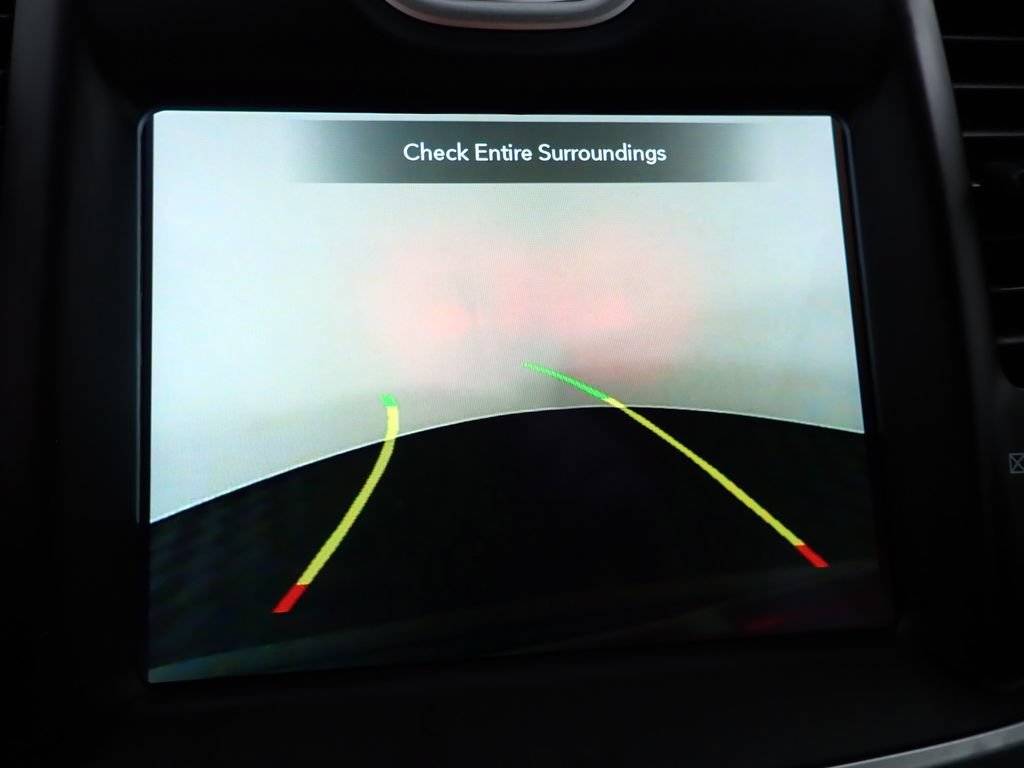 Used 2023 Chrysler 300 Touring L RWD image 5