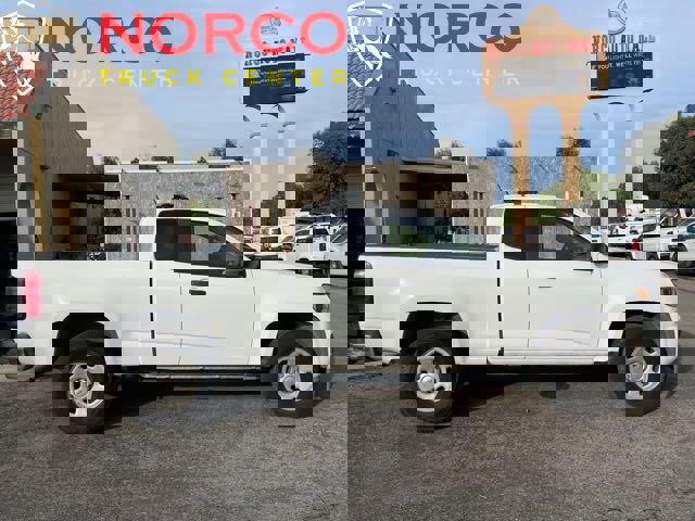 Used 2017 Chevrolet Colorado W/T image 1