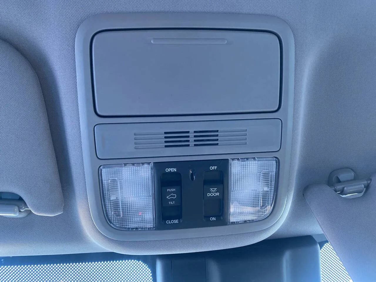 Used 2018 Honda Odyssey EX-L image 28