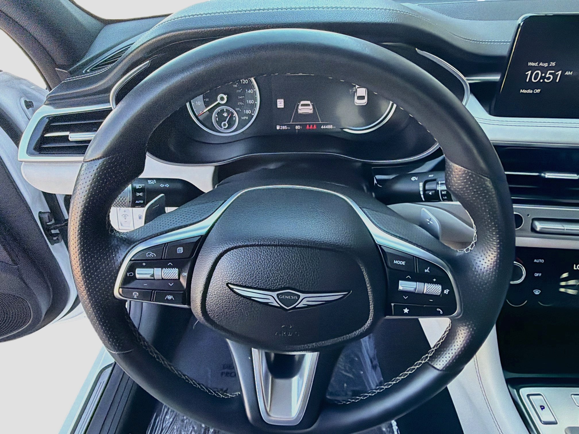 Used 2025 Genesis G70 2.5T AWD/4WD image 18