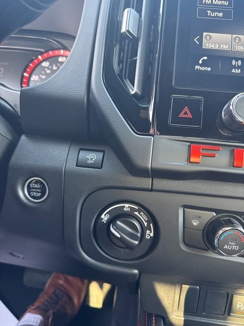 Certified 2025 Nissan Frontier PRO-4X image 25