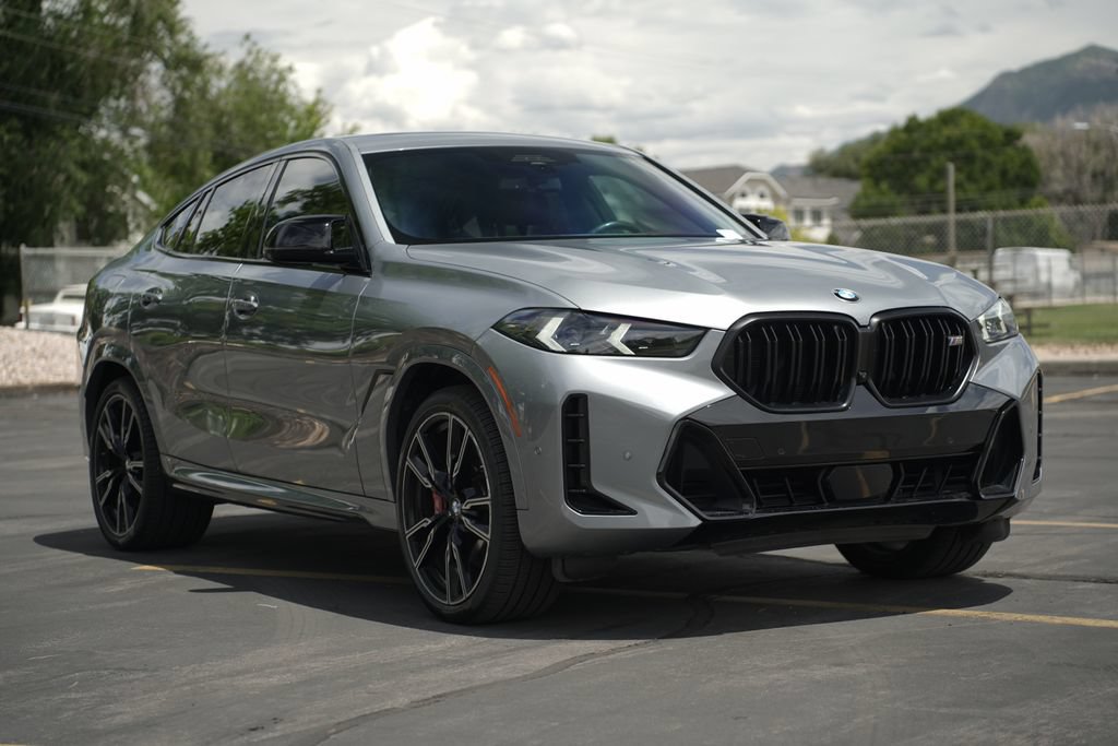 Used 2024 BMW X6 M60i AWD/4WD image 7