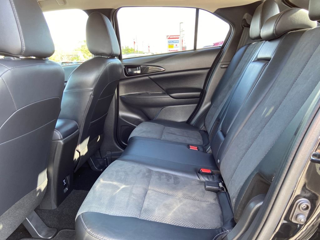Used 2023 Mitsubishi Eclipse Cross SE image 17