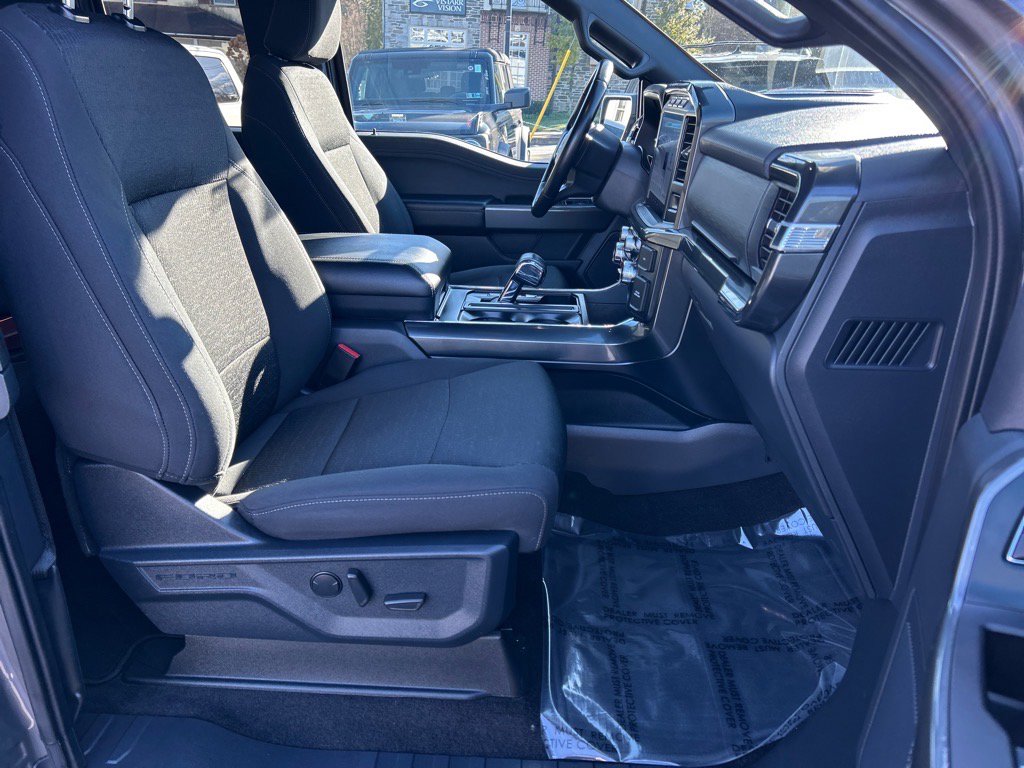 Used 2022 Ford F150 XLT w/ Equipment Group 302A High image 17