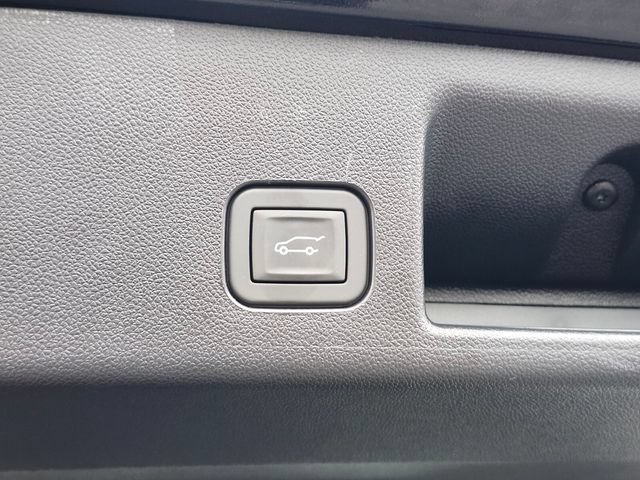 Used 2026 Chevrolet Equinox EV RS FWD image 31