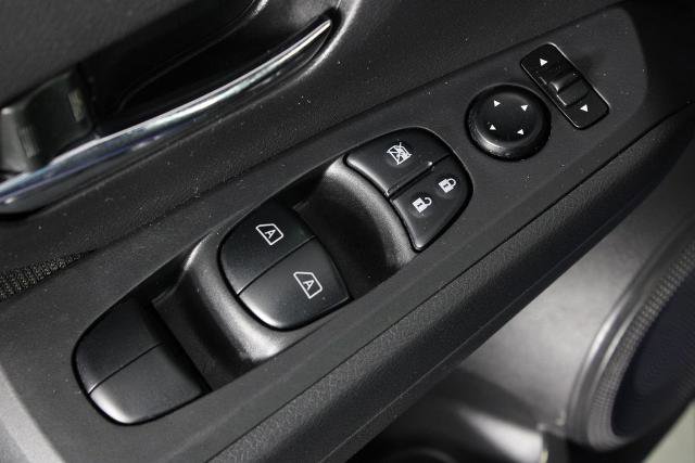 Certified 2023 Nissan Kicks SV image 20