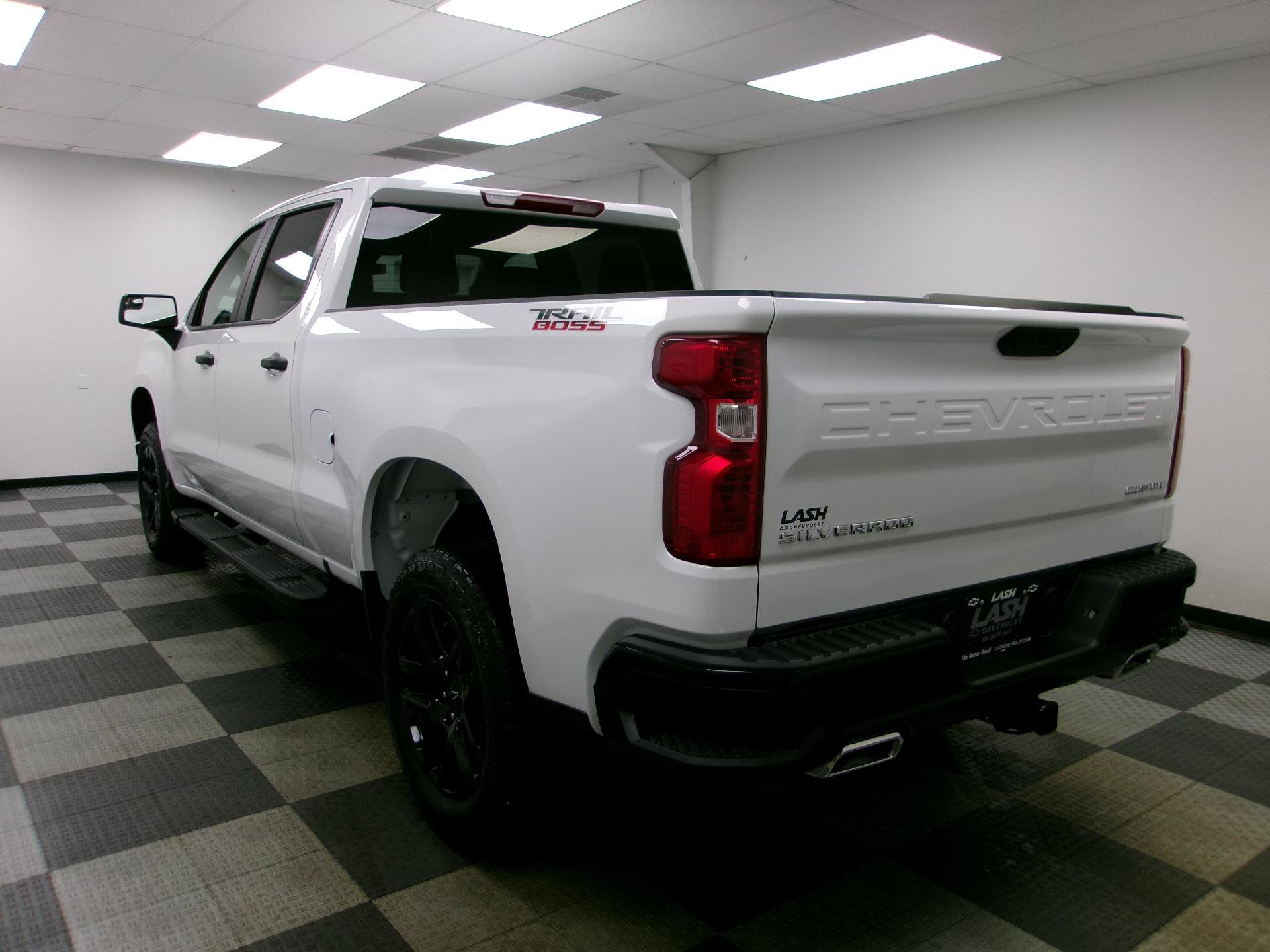 New 2026 Chevrolet Silverado 1500 Custom Trail Boss image 2