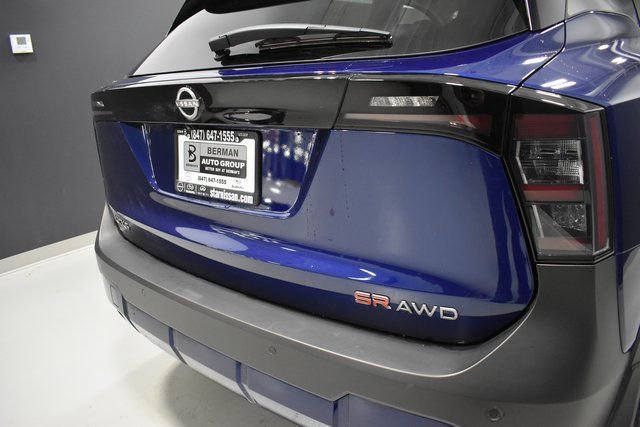 Certified 2025 Nissan Kicks SR image 12