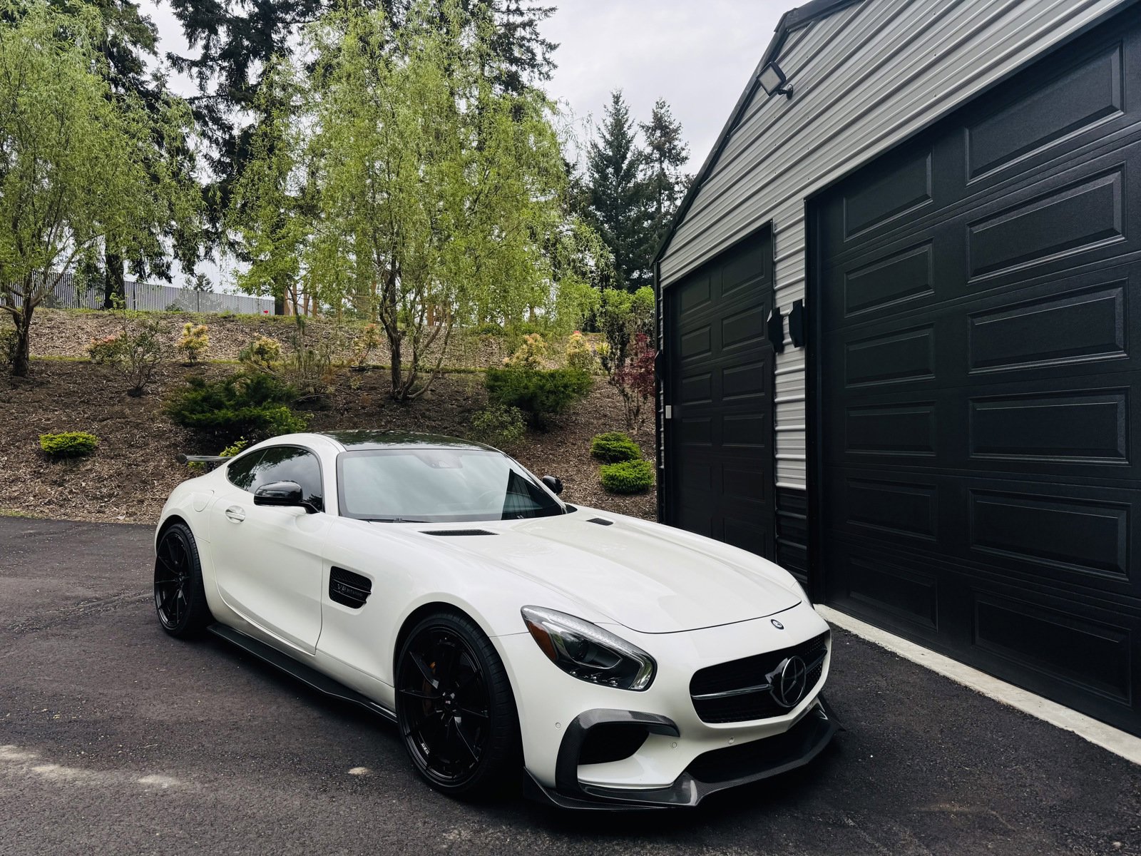 Used 2017 Mercedes-Benz AMG GT Coupe image 34