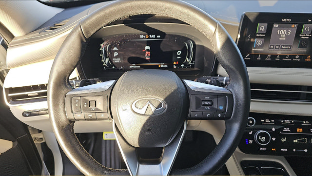 Used 2023 INFINITI QX60 Luxe w/ Cargo Package AWD/4WD image 11