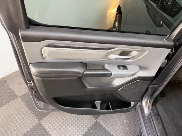 Used 2022 RAM 1500 Big Horn AWD/4WD image 31