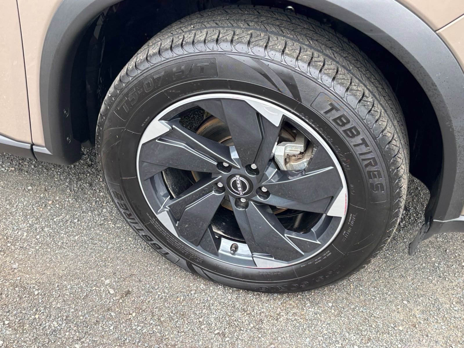 Used 2025 Nissan Rogue SV AWD/4WD image 32