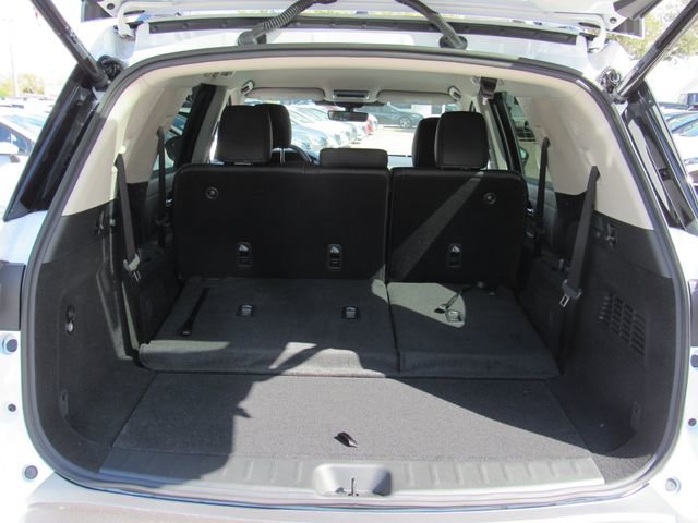 New 2026 Nissan Pathfinder SL image 5